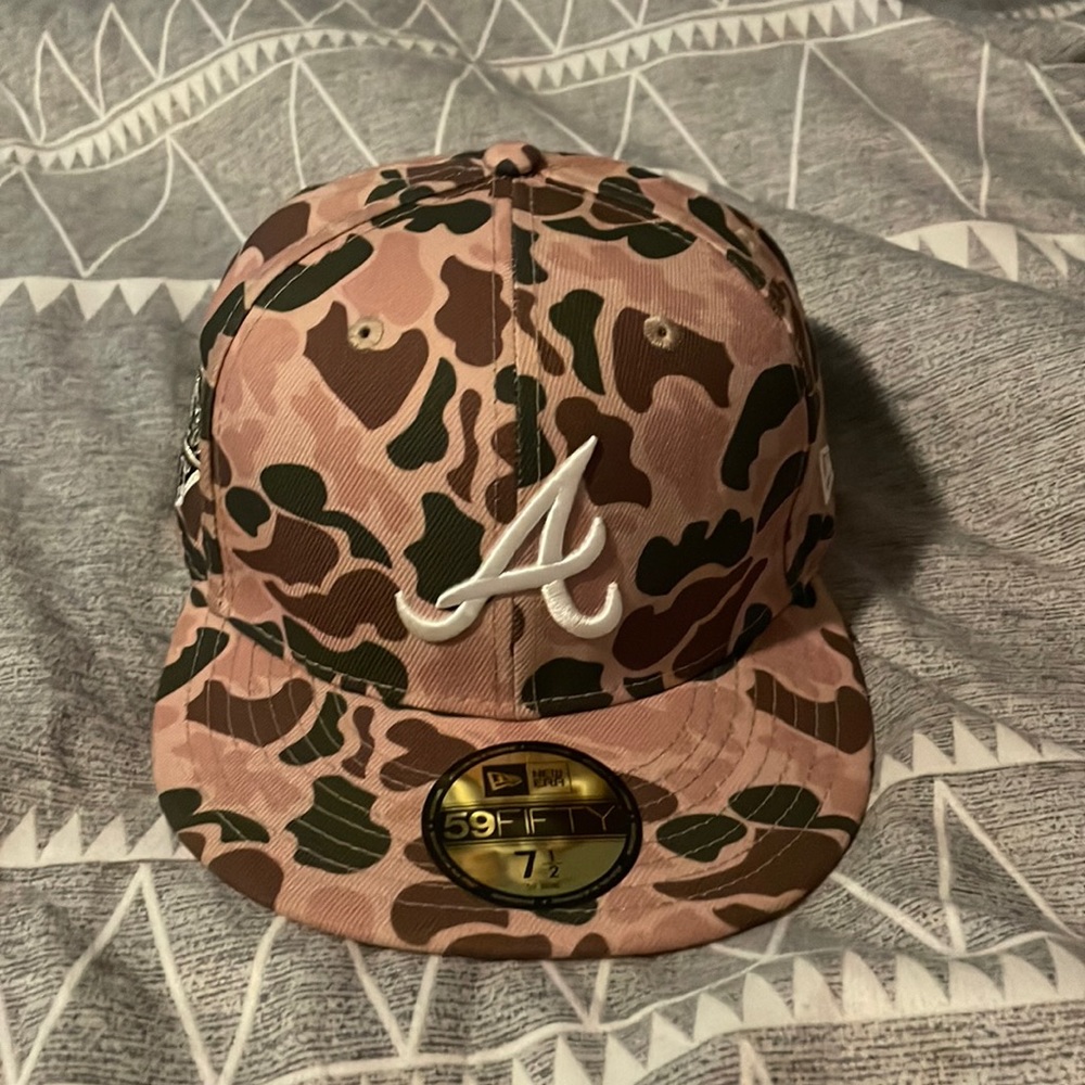 Braves hat camo